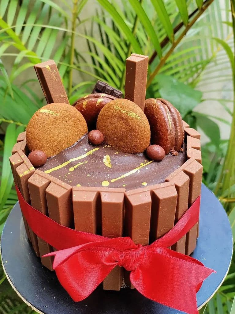 Chocolate KitKat Delight Cake - 1