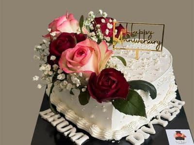 Elegant cakes for your unforgettable day